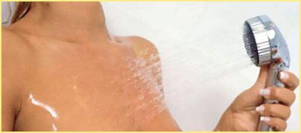 Water chest massage nga adunay shower